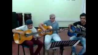 Huele a Tristeza   Grupo Cuerdas y   Voces UCC