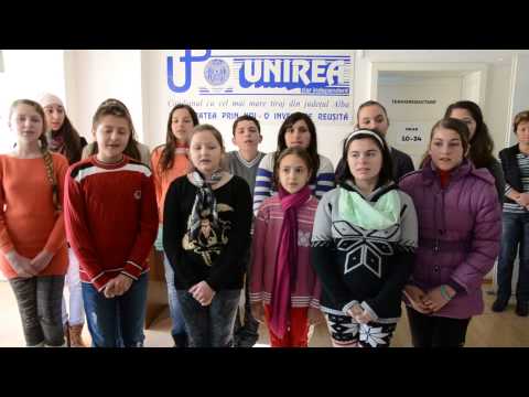 Colindatori din Salistea la redactia ziarului Unirea (Alba 2014)