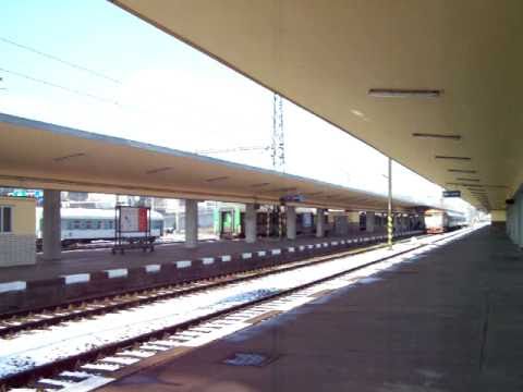 749 006 na čele R 1248 - Praha Smíchov - odjezd - 27.11.2010.