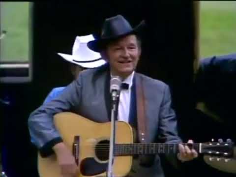 Lester Flatt and The Nashville Grass, Live Reidsville NC, 1971