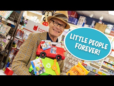 Best Gifts for One-Year-Olds 🎁 Little People at Snoozy’s Kids