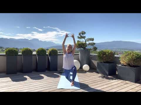 Yoga accessible à tous / Pratique dynamique sans matériel  - HappyCoach