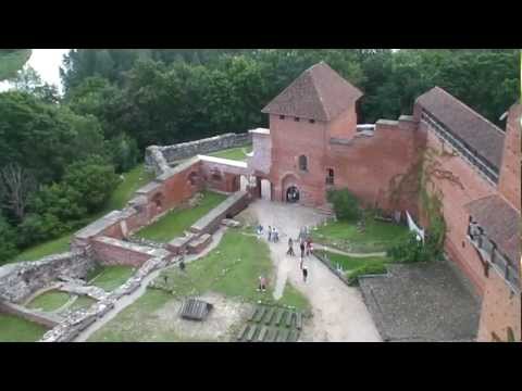 Латвия Сигулда Турайдский замок Sigulda 