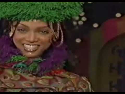 Tyra Banks On The Runway - Todd Oldham 1992 - 1995