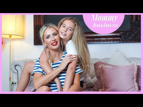 CINE O CUNOAȘTE MAI BINE PE CEALALTĂ. PROVOCARE CU SOFIA - ANDREEA BĂNICĂ VLOG