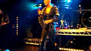 Skunk Anansie - Talk Too Much @ Rock City 17/11/2010