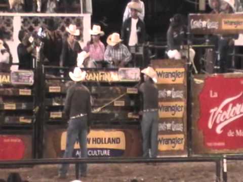 Gran Final Cuernos Chuecos 2012, viernes 09 de noviembre