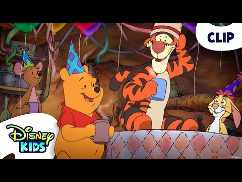 Happy Pooh Year 🎆🎇🎈🎉  | Winnie the Pooh: A Very Merry Pooh Year | @disneykids
