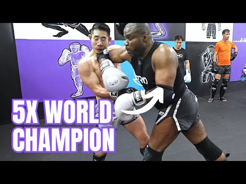 Sparring Muay Thai Hall of Famer / 5x World Champion