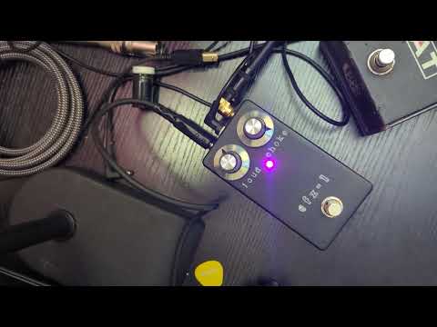 Discordance Electric cfz-1 Gated Comparator Fuzz image 5