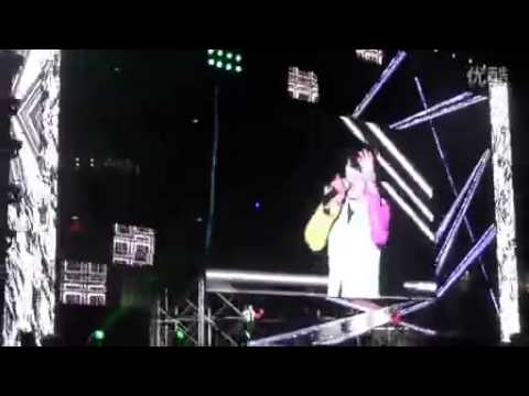 FANCAM] 131019 SMTOWN in Beijing LIKE A G6 (Kris, Key, Amber)