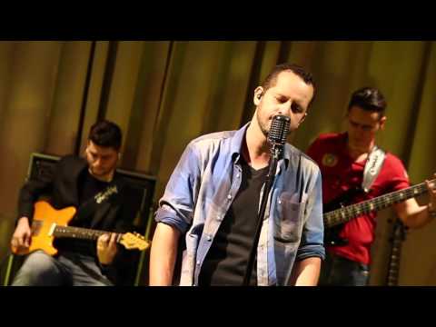 Modão Internacional - Toto I'll be over you (Cover)