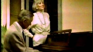 Doris Day & Les Brown - rare 1985 reunion video of "Sentimental Journey"