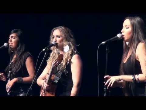 Son Ellas - Alfonsina y el mar -