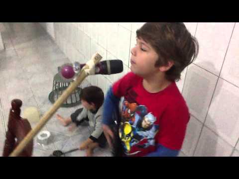 Felipe & Henrique Rios Cantando "A Ti o meu amor". Alexandre Magnani