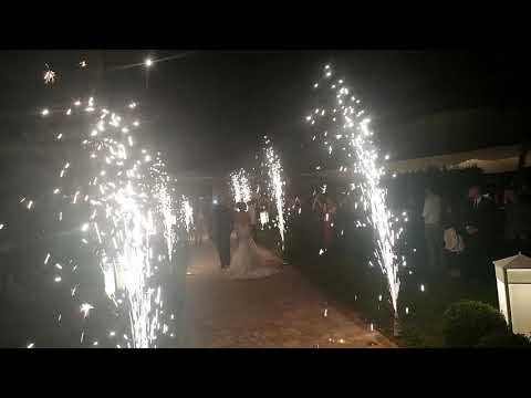 Pioggia Di Stelle - Percorso Illumiato da Effetti Pirici Per ingresso Sposi