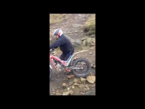 Cowm Quarry Trials 14 12 2013