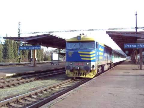 749 039 na čele R 1144 - Praha Vršovice odjezd - 16.1.2011.