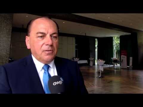 Interview mit Axel A. Weber, UBS AG bei "Vision Bank - Vision Finanzplatz" #2