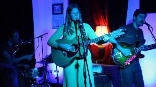 Coming Home           Performed By Erin Rae And The Meanwhiles