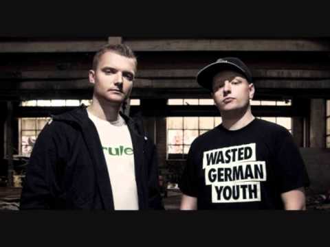 Shiml und MontanaMax - Sag Bescheid