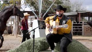 Te Vi Con El - CARIN LEON (Guitarras/Tololoche) Te Vi Con El - CARIN LEON (Guitarras/Tololoche)