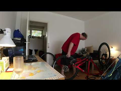 MongoTV_3197 - English Vlog_0105 - Part 1 - I Try Change Backtire On My Mountainbike