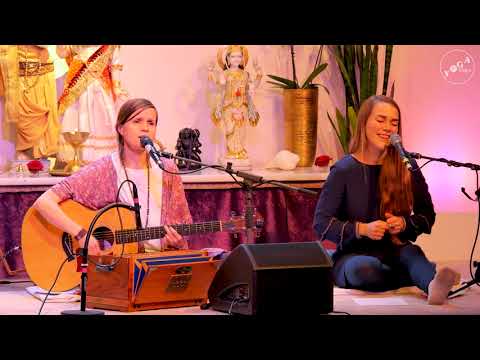 Jay Ma - Aleah Gandharvika, Janin Devi & Guna Nada Das