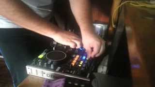 DJ Tomas Fernandez - Live Mixes and Set DENON (DN-MC6000)