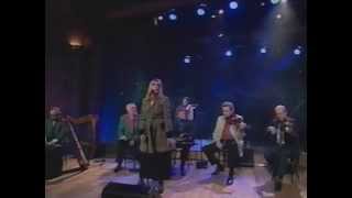 The Chieftains &amp; Marianne Faithfull - O&#39; Love Is Teasin&#39; [May 1995]