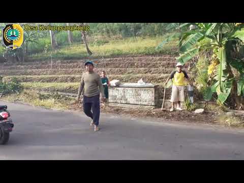 KERJA BAKTI DESA KEDUNGCANGKRING TULUNGAGUNG