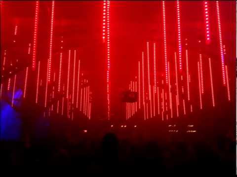 Faithless vs. Justice & Simian vs M.A.N.D.Y. & Booka Shade - Friends Can't Sleep (Syncopate Mashup)