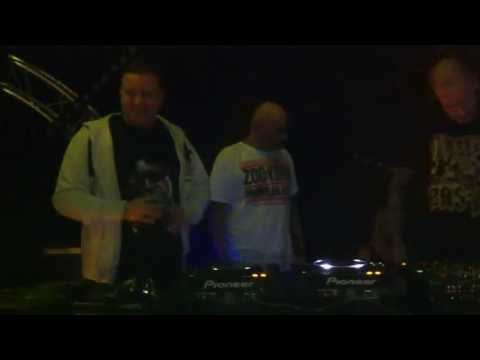 Tieum vs Partyraiser vs Unexist @ Footworxx VS Tieum 2012