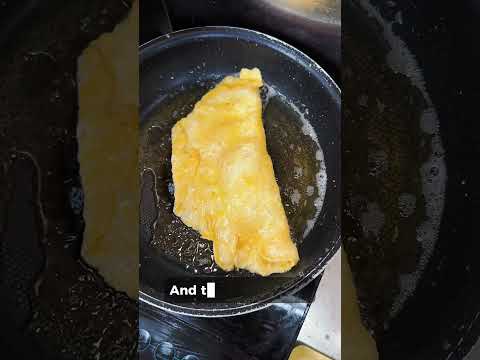 An Amazing Banh Mi That Tourists Miss in Vietnam!