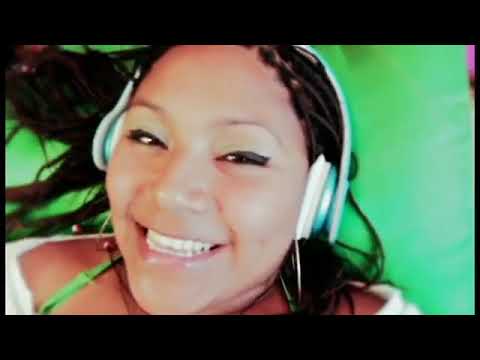 La Torita "Triiiki" - Lanzame Ese Bate (Letras y Video)