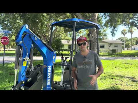 Chinese Mini Excavator: Huayee SHY10 - Sturdy, Quality, Precision…..with a Warranty!