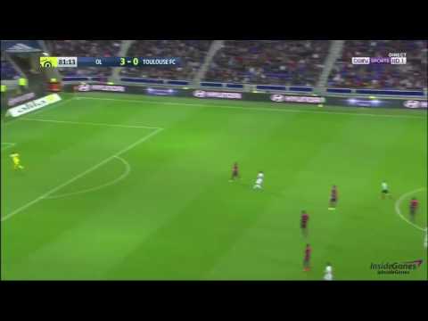 Memphis Depay long range goal