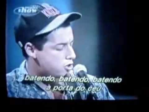 download lagu mp3 mp4 Adam Sandler Knocking On Heavens Door, download lagu Adam Sandler Knocking On Heavens Door gratis, unduh video klip Adam Sandler Knocking On Heavens Door