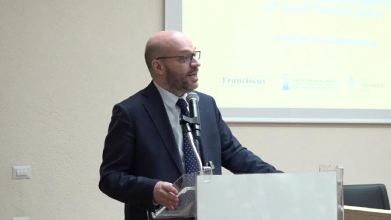 Lorenzo Fontana ad Assisi per gli 800 anni da morte San Francesco: Il suo è insegnamento di speranza