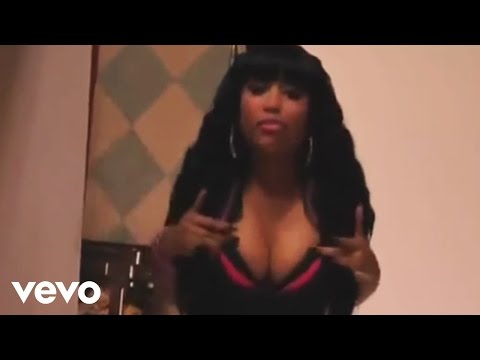 Nicki Minaj - Itty Bitty Piggy (Extended Version)