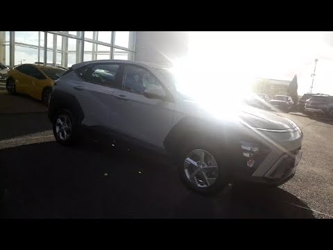 Hyundai KONA 1.6 HYBRID Signature Auto *Manufactur - Image 2