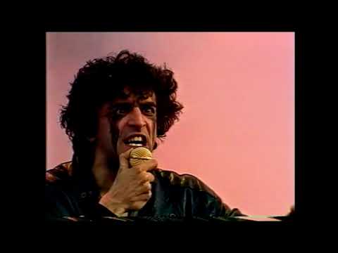 Killing Joke 1 April 1985 german tv "Musik Convoy"  : 'love like blood (playback)