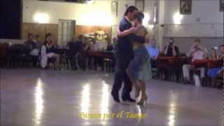 AURORA LUBIZ y LUCIANO BASTOS bailando EL VIEJO VALS en la MILONGA LA BALDOSA