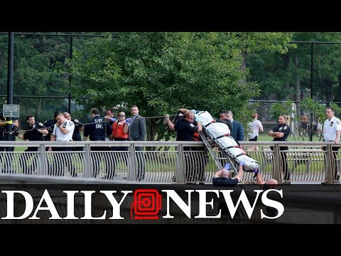 Dead man found floating in East River