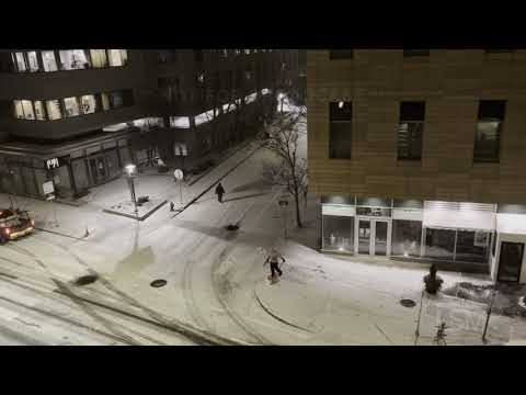 12-17-2020 Boston, MA - Winter Storm Begins to Impact City