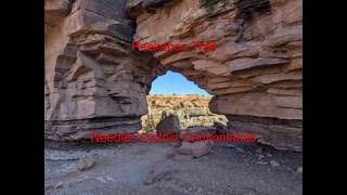 Views along the Peekaboo Trail - Needles District - Canyonlands National Park