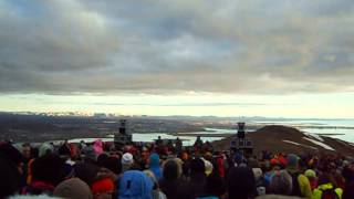 Ásgeir Trausti spil­ar á Esj­unni