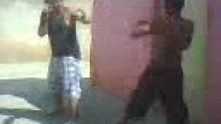preview picture of video 'pelea callejera'