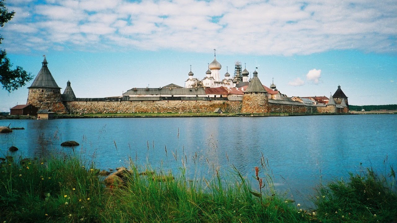 22.7.2021. У 21:30, УЖИВО МОЛИТВА И РАЗГОВОР СА О. МИЛОРАДОМ МИРОВИЋЕМ О ВЕРИ И ЖИВОТУ