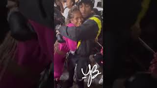 Download lagu YB hugging a fan last night #nbayoungboy mp3 Download lagu YB hugging a fan last night #nbayoungboy mp3